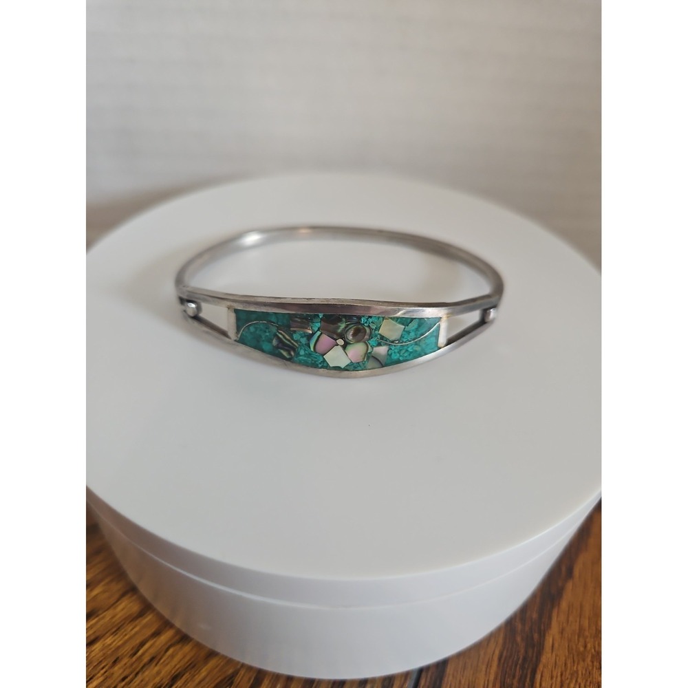 Mexico alpaca Silver Turquoise Mother of Pearl Inlay Flower Bracelet